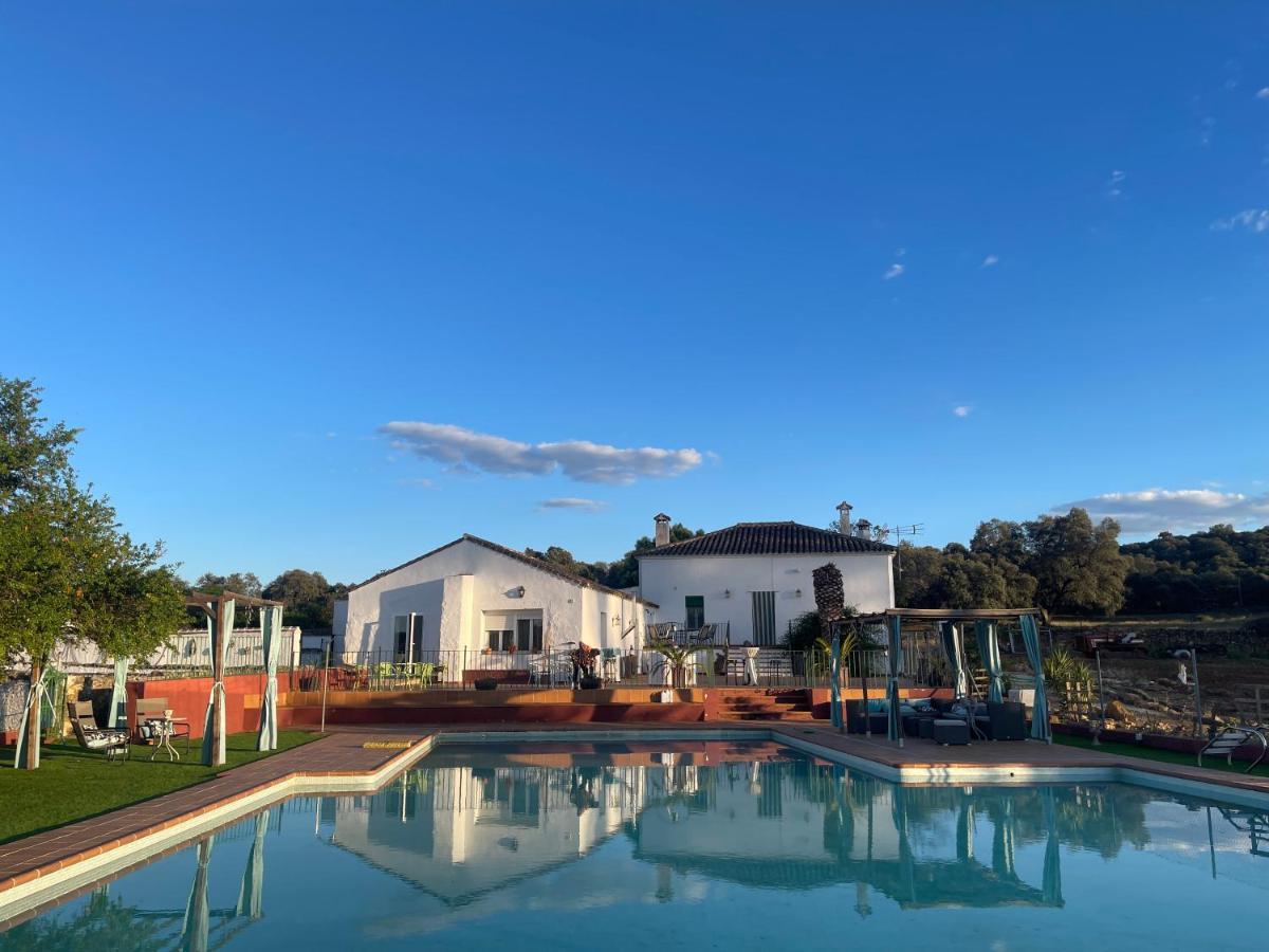 Cortijo Huerta Galindo Guest House Alanís Exterior photo